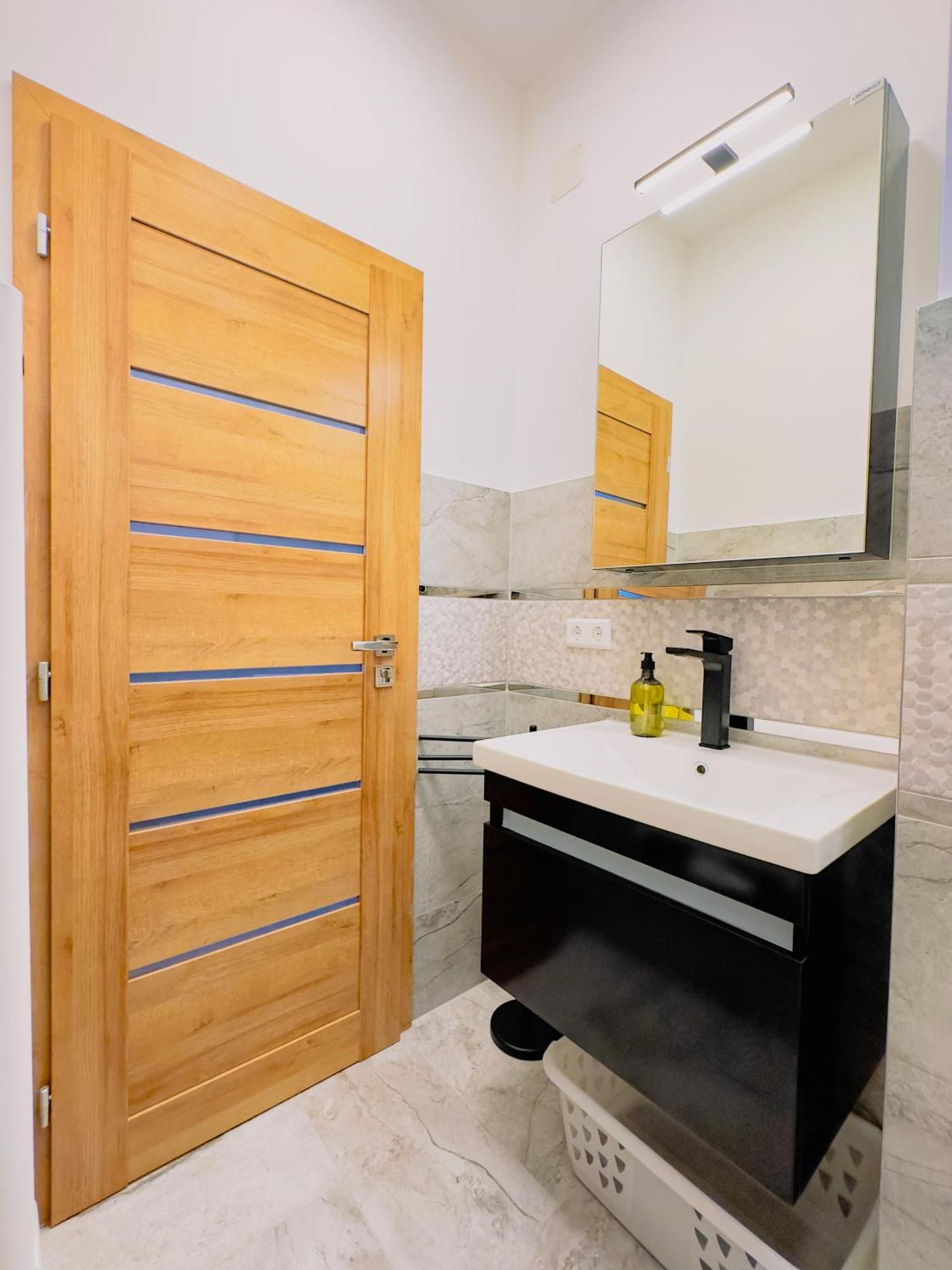Intimate Hadersdorf Apartment *